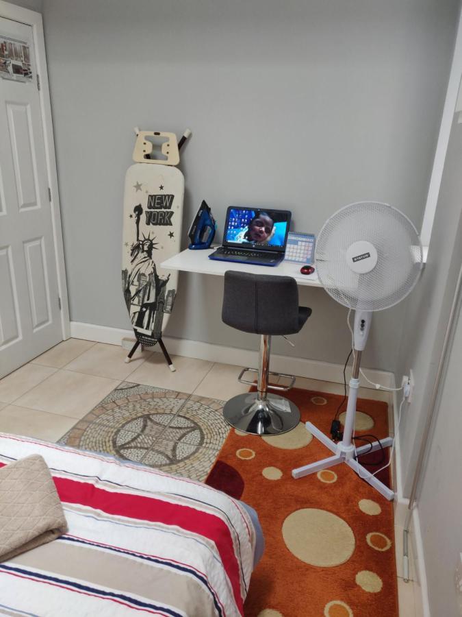 Luxury Apartment In Birmingham With Free Parking. Luaran gambar